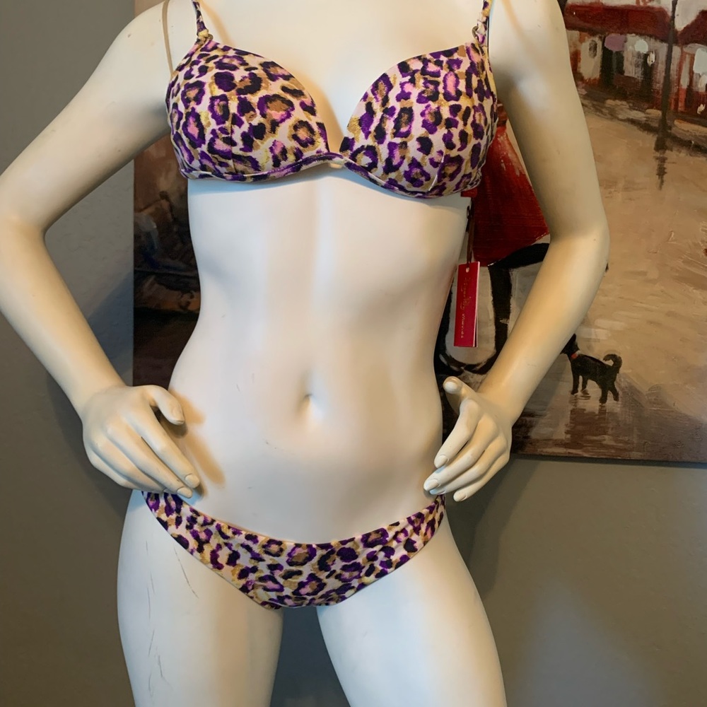 NWT Tigerlily 2piece bathing suit 👙